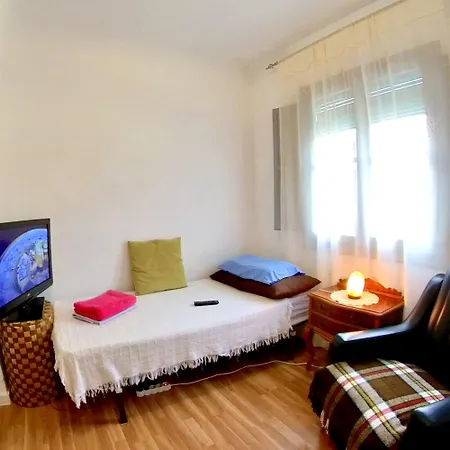 Quiet In Smarttv Apartment